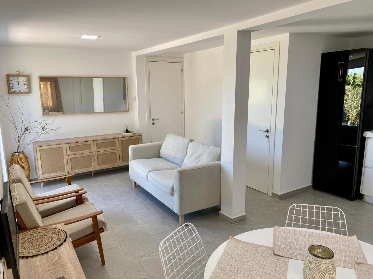 Ammos Luxury Suits And Residences Peyia Buitenkant foto