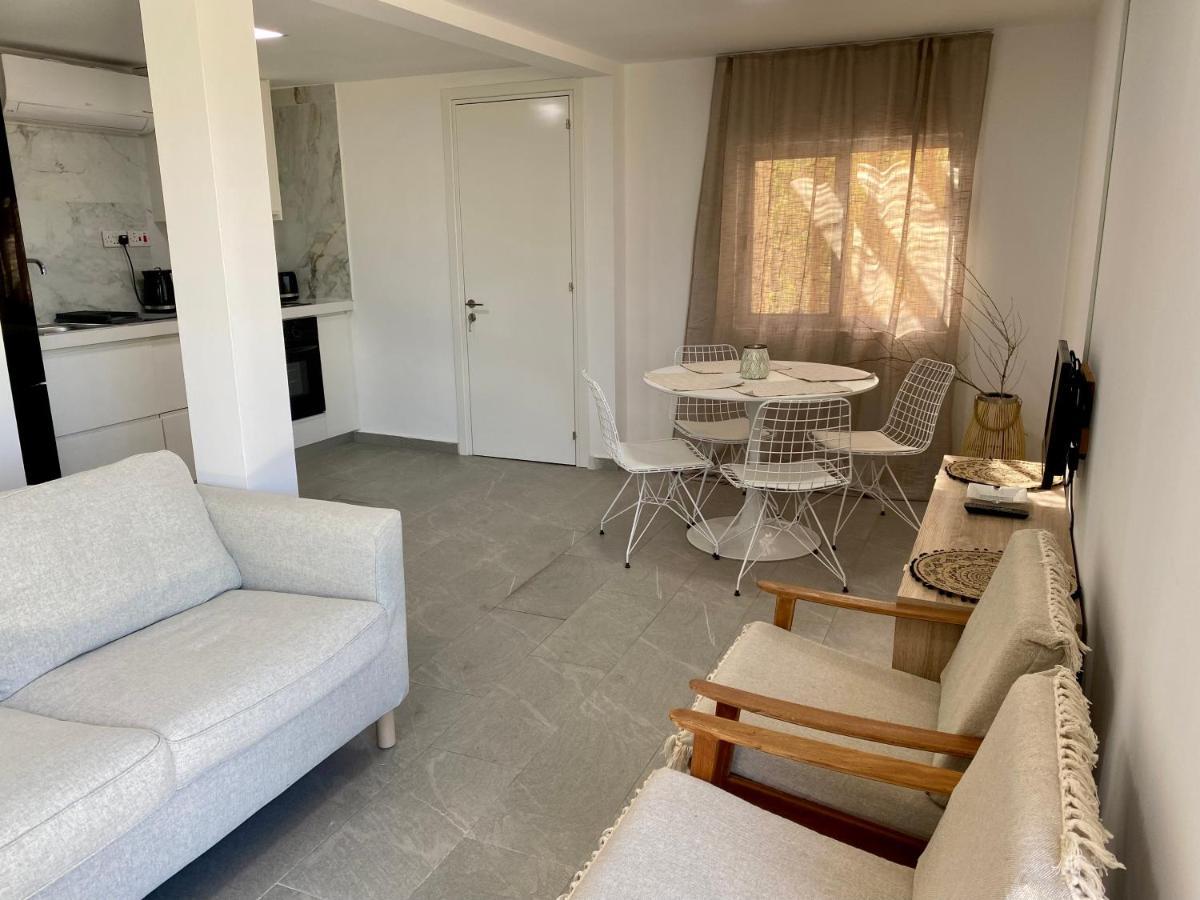 Ammos Luxury Suits And Residences Peyia Buitenkant foto